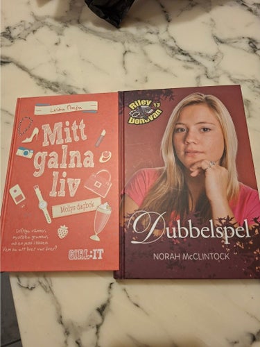 Mina ungdomsböcker: "Mitt galna liv", "Dubbelspel" m.fl.