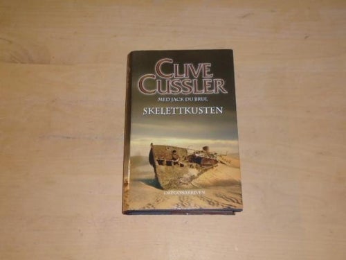 SKELETTKUSTEN - Oregonarkiven - Clive Cussler med Jack Du Brul