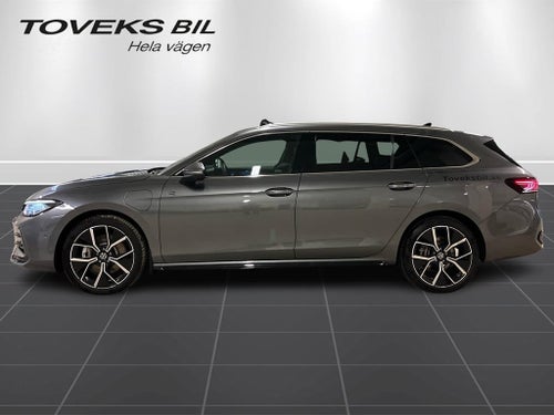 Volkswagen Passat Variant eHybrid PB R-LINE 1.5 TSI (272 HK)AUT