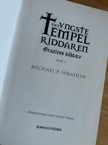 Den yngste tempelriddaren av Michael P. Spradlin, bok, SM, Very good plus