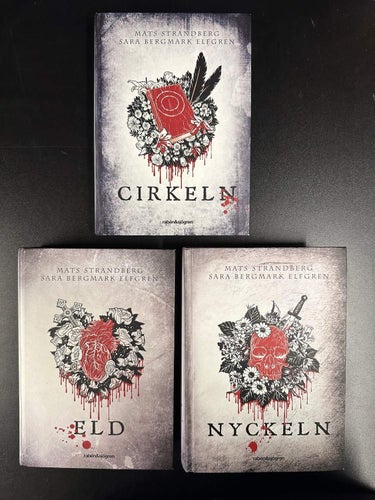 Strandberg / Bergmark Elfgren - Cirkeln, Eld, Nyckeln - Engelsfors-trilogin