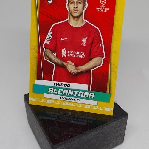 Thiago Alcantara, Liverpool - Yellow variation Trading Card
