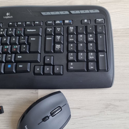 Logitech trådlöst M705 K330 Tangentbord och Mus