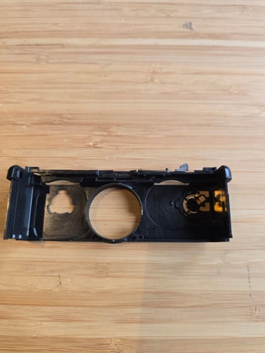 Reservdel troligen till Polaroid SX-70/680/690 osäker (möjligen Sonar-modell)