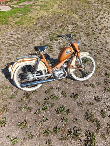 Svalan veteranmoped