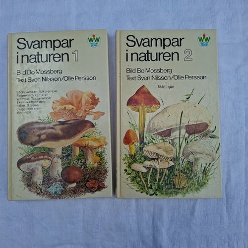 Svampar i naturen 1 och 2 av Bo Mossberg och Sven Nilsson/Olle Persson, 1977