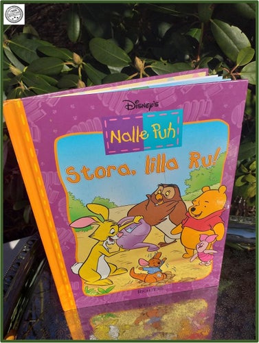 Disney Nalle Puh En blåsig dag Richters barnbok utgiven Egmont Rickters 2000