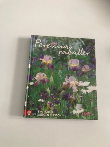 Perenna rabatter av Eva Robild, Görgen Persson, 2005