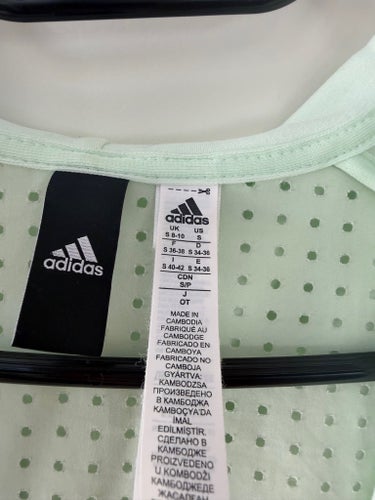 Adidas ljusgrön tröja, storlek S