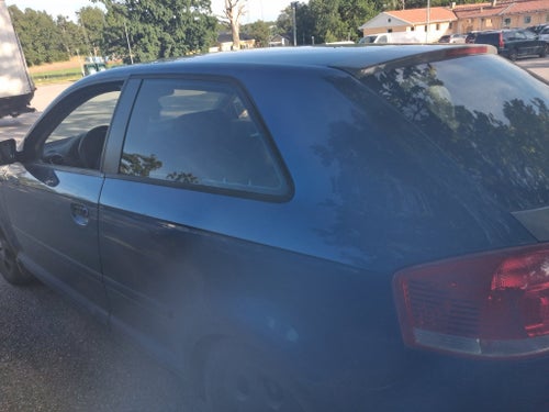 Audi A3 3-dörrar 1.6 8v Attraction