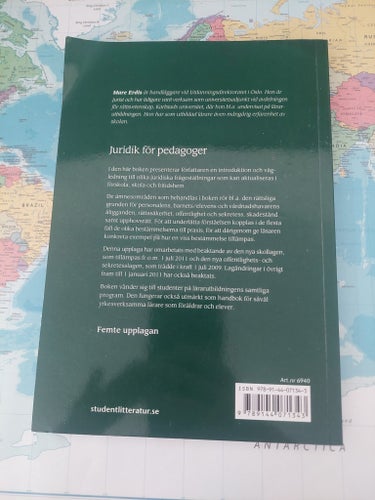 Juridik för pedagoger av Mare Erdis, 2011
