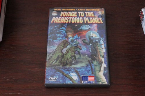 DVD-film: Voyage to the prehistoric planet (Basil Rathbone, Faith Domergue)