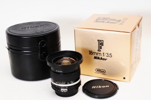 Nikon F18 mm f/3.5 AIs Nikkor objektiv
