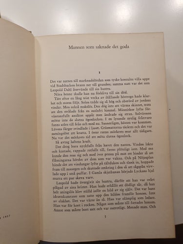11 böcker av/om Lars Ahlin, 100kr styck