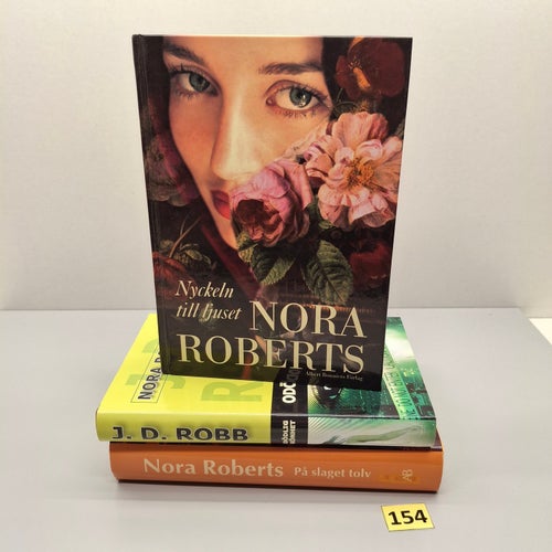 Nora Roberts x3 Bokpaket med hårdpärm - Se bilder för titlar