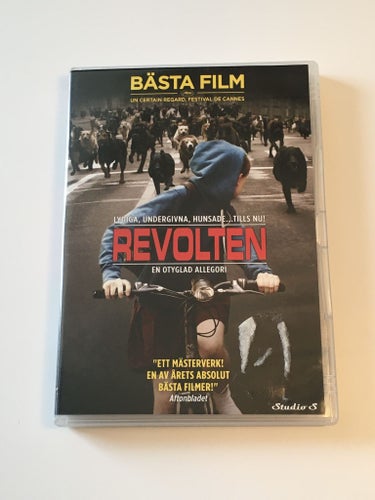 Revolten (Studio S, 2014 av Kornél Mundruczó). Beg. DVD