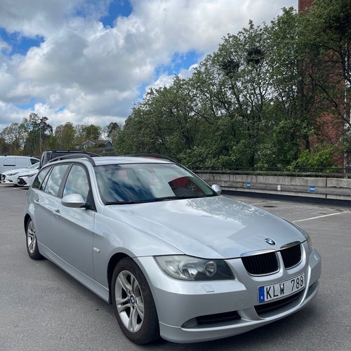 BMW 320D Manuell Nybesiktigad