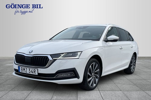 Škoda Octavia Kombi iV Plug-In Panorama/ Navi/ Elstol