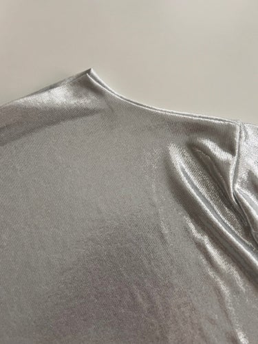 silver topp / silvrig tröja