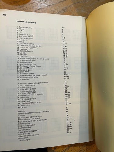 Andra ackordboken av Titti Nenzelius & Bo Strömberg, bok, Very good plus