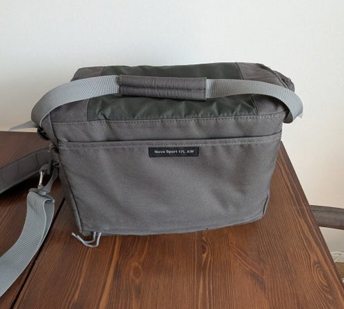 Lowepro Nova Sport 17L AW camera bag