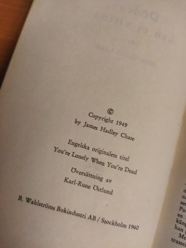 Döden kan ej vittna av James H Chase. Bok. Very Fine plus
