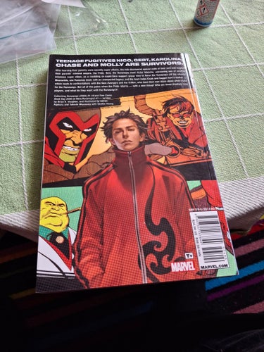 Runaways The Complete Collection Volume Two av Brian K. Vaughan, Adrian