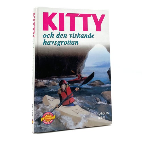 Kitty och den viskande havsgrottan av Carolyn Keene (inbunden, 2001)