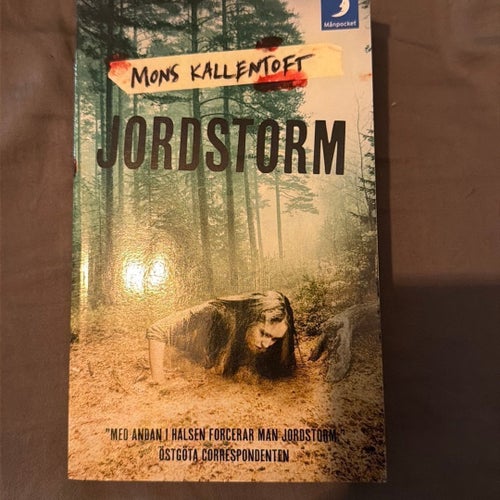 Jordstorm av Mons Kallentoft, Månpocket