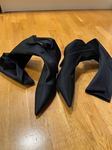 NA-KD Svarta Over Knee Stövlar EU 38