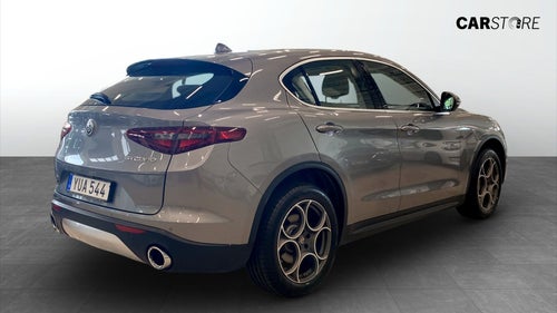 Alfa Romeo Stelvio 2.0 Turbo 16V Q4 280hk BACKKAMERA - SKINN - VÄRMARE