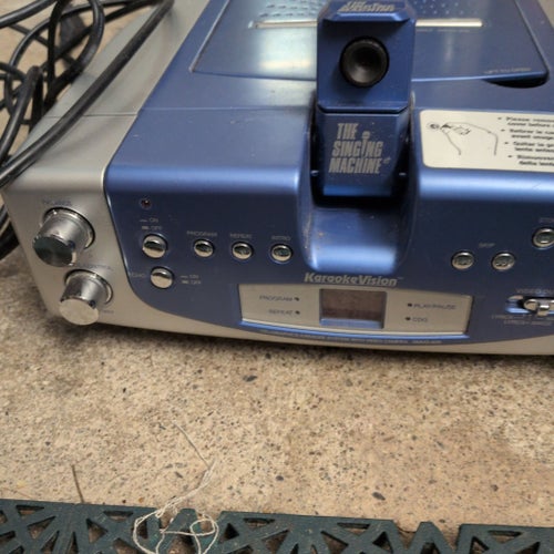 The Singing Machine Karaoke