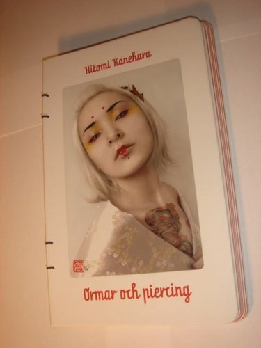 Ormar och piercing NY OLÄST Spiralbunden
