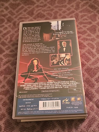 Entrapment - Sean Connery, Catherine Zeta-Jones (VHS)