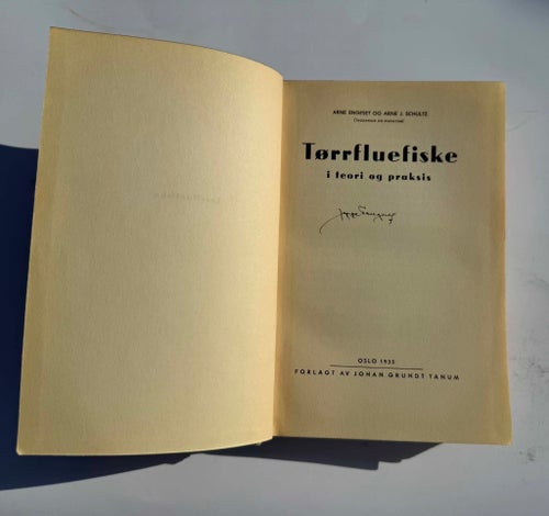 Tørrfluefiske av Arne Engeset og Arne J. Schultz, 1935