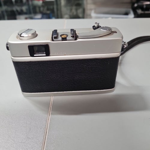 Konica C35