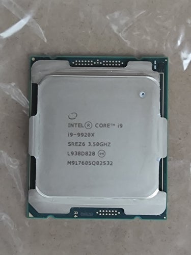 ASUS ROG Rampage VI Extreme Omega x299 + i9 9920x