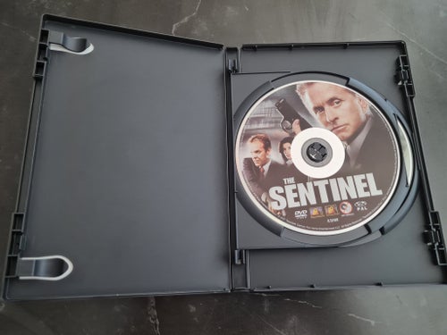 Hotet inifrån / The Sentinel & Wall Street (DVD)