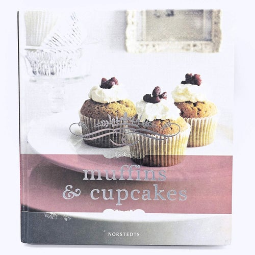 Muffins & Cupcakes - Brett Stevens
