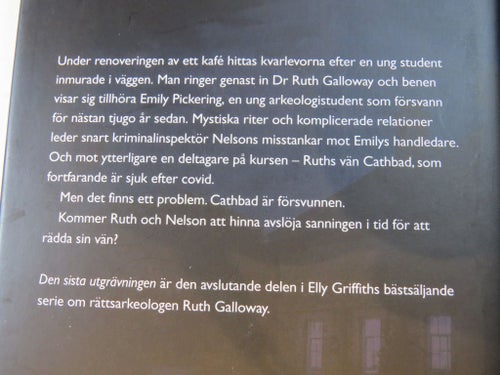 Den sista utgrävningen - Elly Griffiths