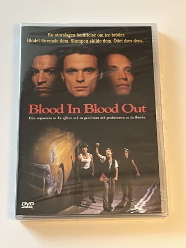 Blood in blood out (Jesse Borrego & Benjamin Bratt, 1993). Inplastad DVD