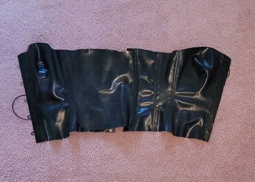 Korsett i latex