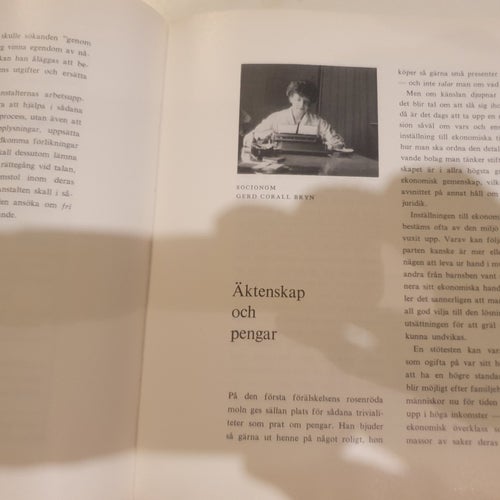 Att bygga bo, Finn Thofte, 1965 nygifta pars bibel!