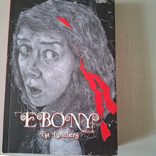 Lia Lundberg: Ebony