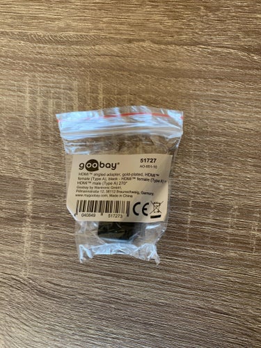 Goobay guldpläterad HDMI Adapter