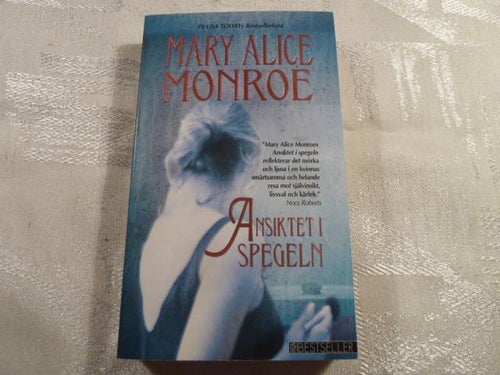 ANSIKTET I SPEGELN, M. A. MONROE, 2004,  POCKET, BÖCKER