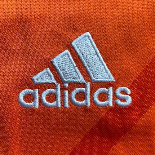 ADIDAS storlek ca S M orange tränings T-shirt för träning