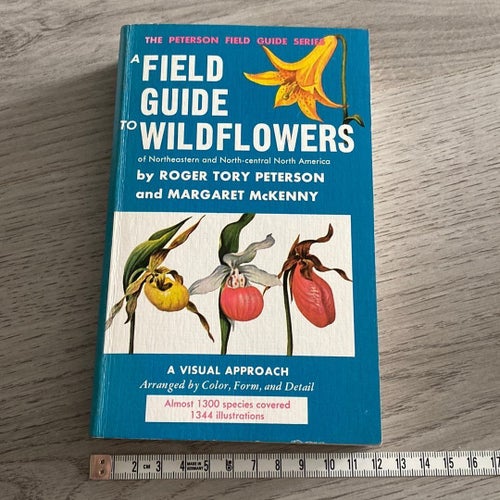 A field guide to wildflowers The Peterson field guide