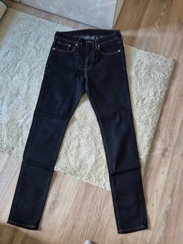 H&M mörkblå jeans, storlek 32/32