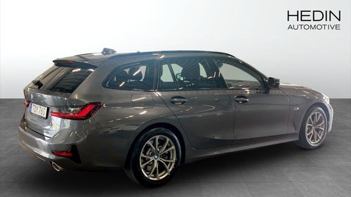 BMW 330e Touring Steptronic